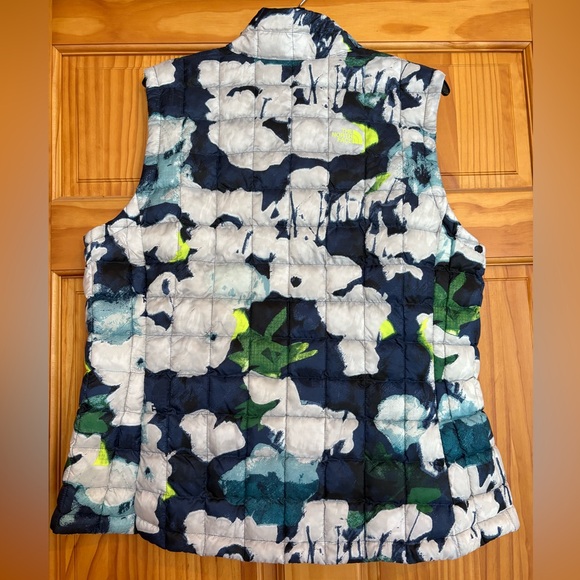 The North Face Thermoball Eco Vest - Womens, NWT - Picture 2 of 5